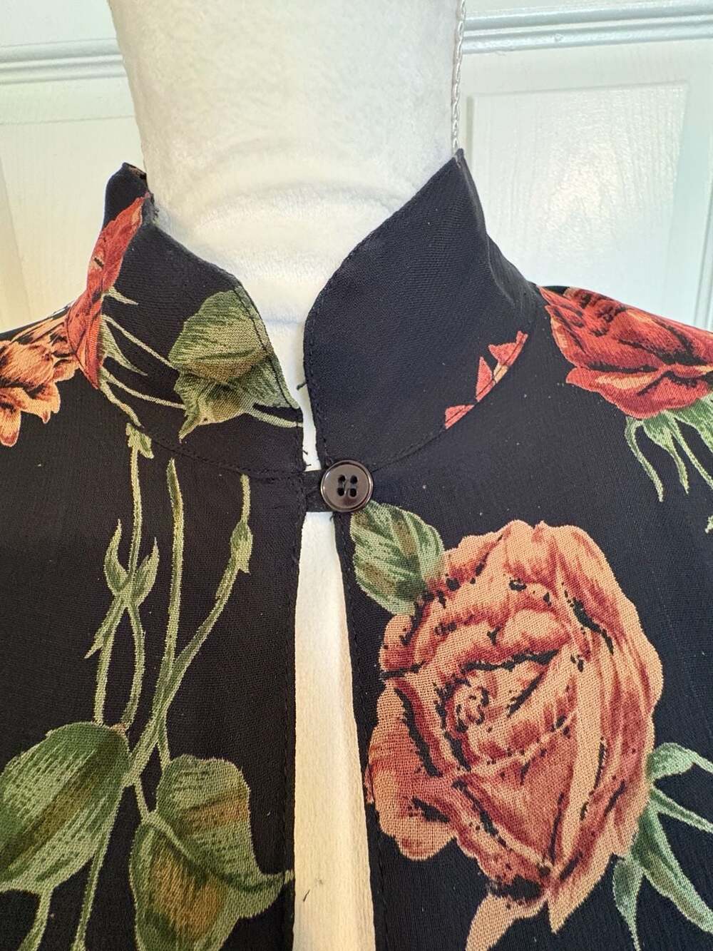 Vintage Whimsygoth 90’s Black Floral Rose Print Keyhole Midi Dress - Picture 3 of 12